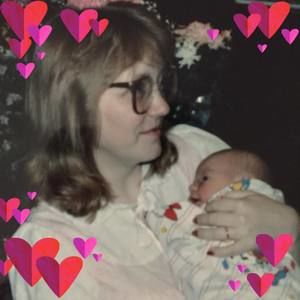 Meet your Posher, Crystal